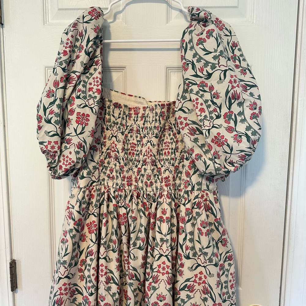 Abercrombie & Fitch Cream Maxi Dress with Pink Floral Print - Picture 4 of 4